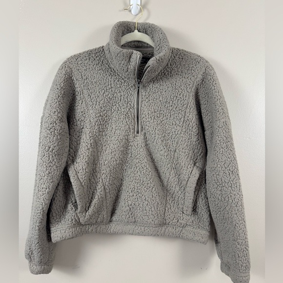 Abercrombie & Fitch soft A&F Sherpa gray collared 1/4 zip size large collared - Picture 7 of 9